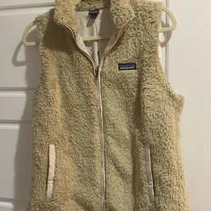 Patagonia vest. Only worn a few times. Size large.